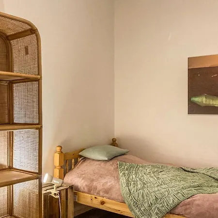Stunning In With Wifi And 2 Bedrooms דירה